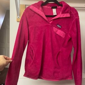 Pink Patagonia pullover